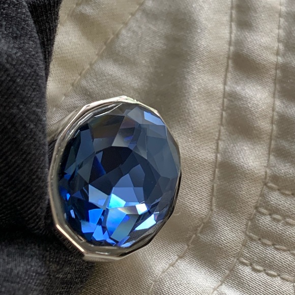 Genuine Swarovski Crystal Blue "Marie" Cocktail Ring Size 55 (approx. 7) - Picture 7 of 11